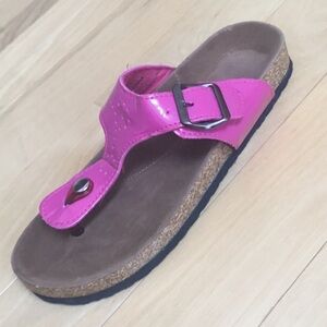 DOOBALLO pink flip flop cork sandals. Women’s size 8
